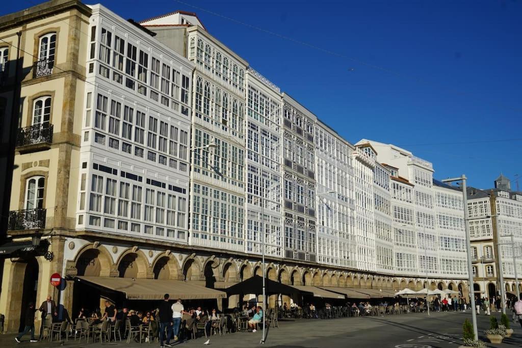 א-קורוניה Amazing Location Coruna Downtown מראה חיצוני תמונה
