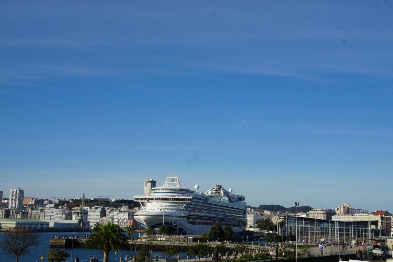 א-קורוניה Amazing Location Coruna Downtown מראה חיצוני תמונה