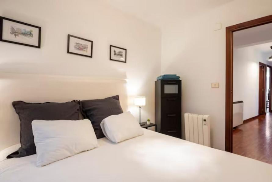 א-קורוניה Amazing Location Coruna Downtown מראה חיצוני תמונה