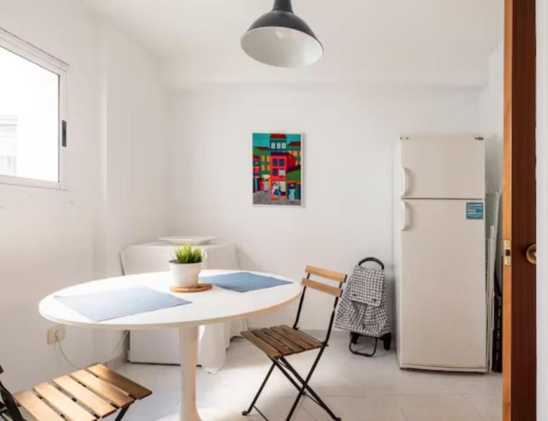 א-קורוניה Amazing Location Coruna Downtown מראה חיצוני תמונה